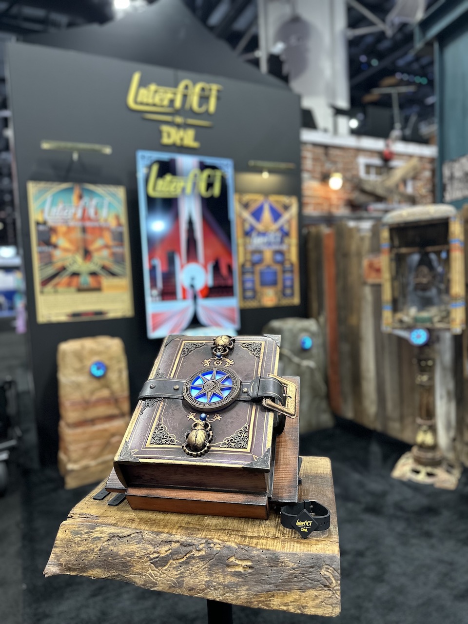 InterACT-Desktop Stations